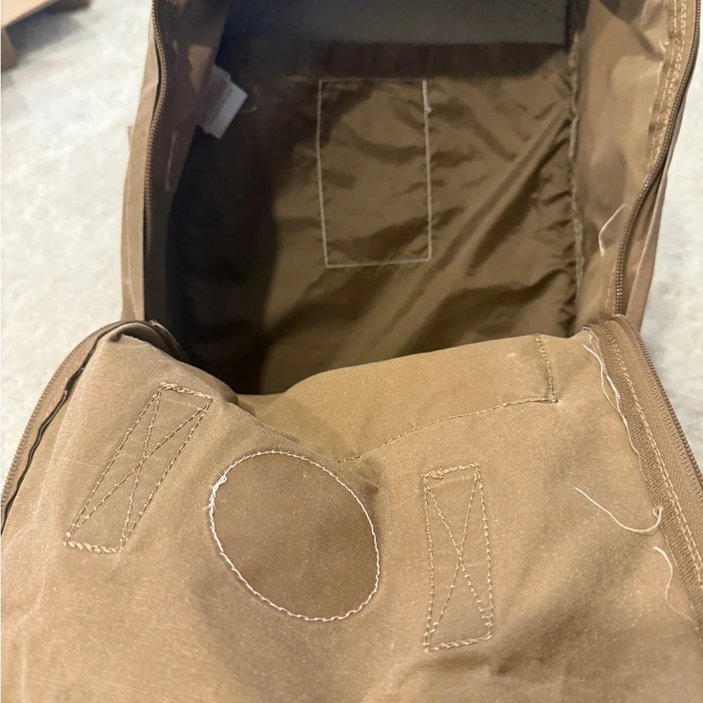FjallRaven Kanken Classic Backpack (Clay) 23510 - Picture 11 of 12